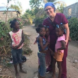 Meet your Posher, Laurie